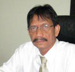 Prof. Dr. Musafir Pababbari MA.