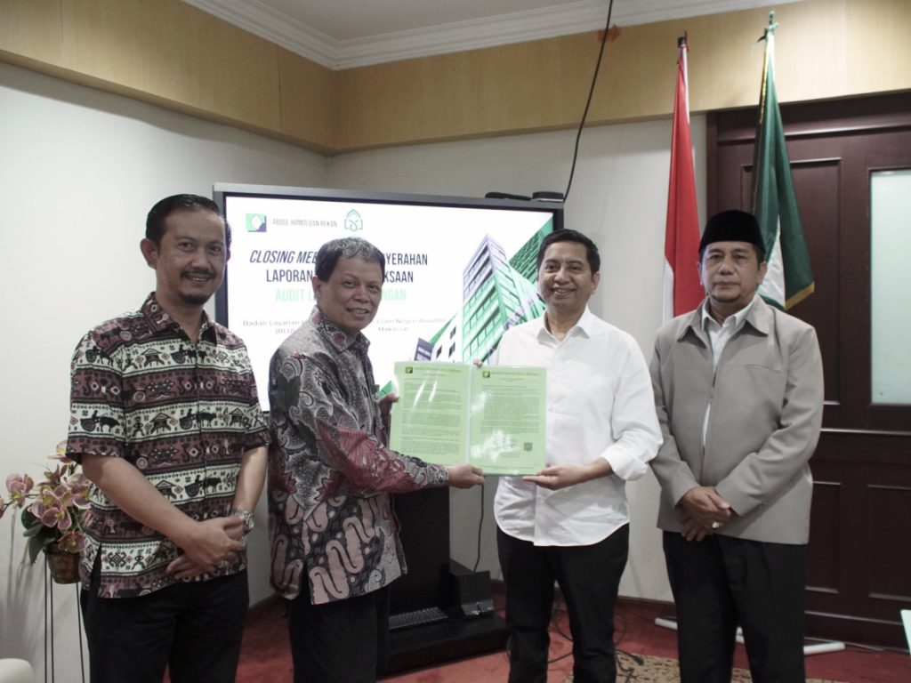 Penyerahan Laporan Hasil Pemeriksaan Laporan Keuangan KAP