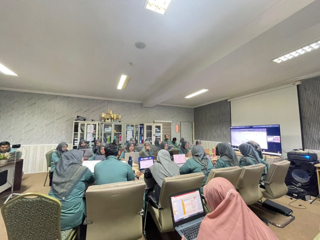 SPI Dampingi Prodi keperawatan  Surveilans LAP PT-Kes