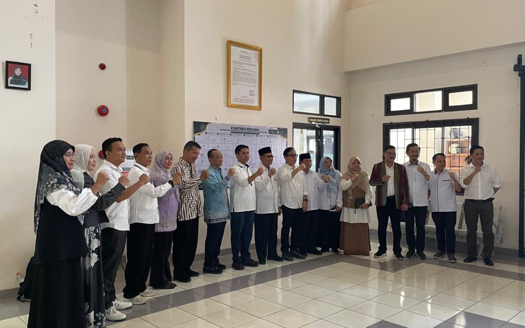 UIN Alauddin Makassar Teguhkan Komitmen Membangun Tata Kelola Bersih Melalui Penandatanganan Komitmen Bersama Zona Integritas